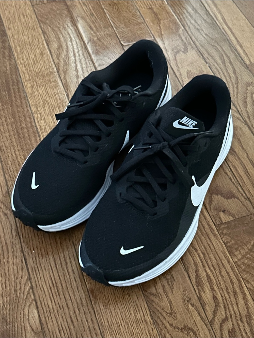 Like New! Nike Revolution 8 Women’s Black & White US 11 Running Sneakers